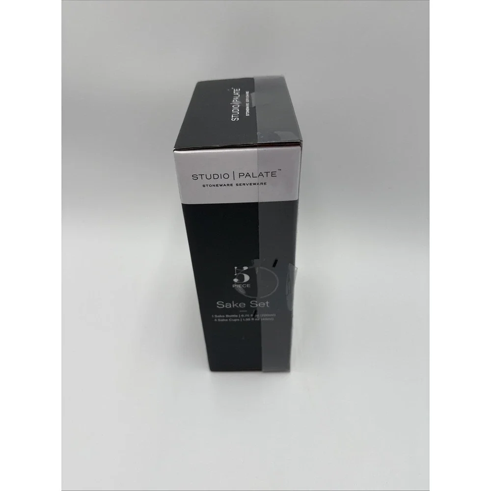 Studio Palate Stoneware Serveware‎ 5 Piece Sake Set 1 Bottle 4 Cups Gray Flower